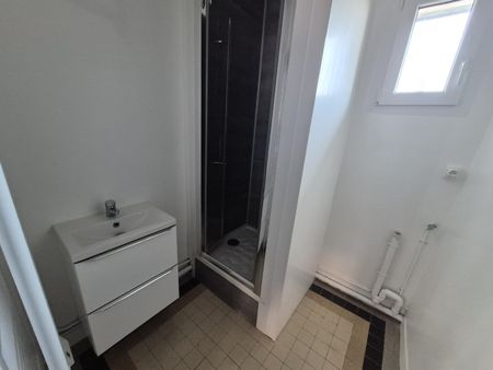 Location Appartement 4 pièces 68m² BOULOGNE SUR MER 62200 - Photo 5