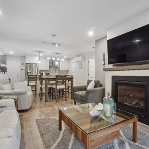 2 CH - 2 SDB - Bromont - $2,050 /mo - Photo 2