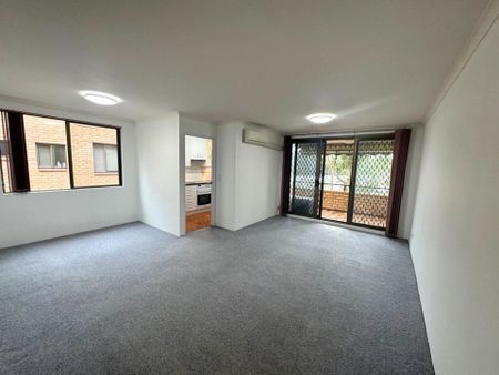 Comfort & Convenient Living in a Prime Location&excl; - Photo 3