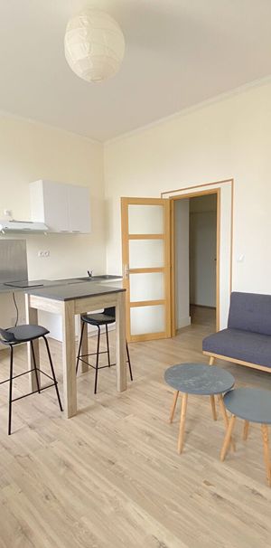 Location Appartement 1 pièce 27m² - Photo 1