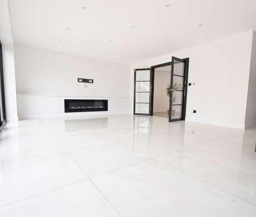 Stanwell Road, Ashford, TW15 - Photo 2