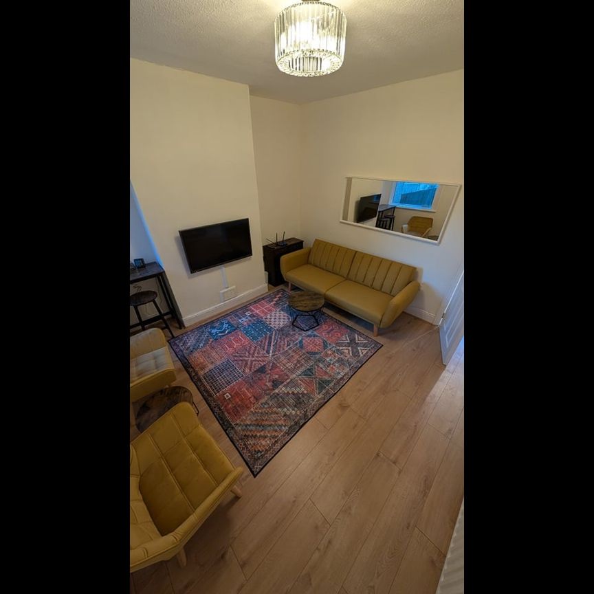 4 Bed Terraced House, Harborne Park Road, B17 - Photo 1