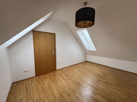 *63m² helle 2-Zimmer-Wohnung mit Balkon Nähe Ortszentrum von Bad Waltersdorf - Foto 2
