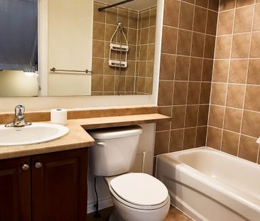 For Lease - 117 Kenneth Hobbs Avenue, Whitby, Ontario - Photo 4