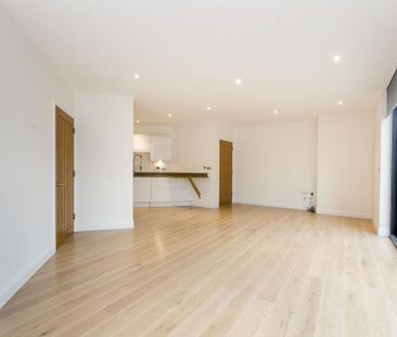 3 bedroom maisonette to rent - Photo 5