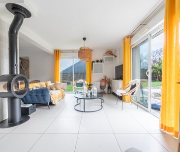 Location Maison 7 pièces 120m² TREILLIERES 44119 - Photo 3