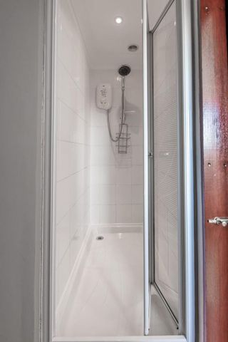 1 bedroom maisonette to rent - Photo 4