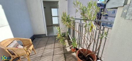 Tolle 2 Zimmer DG-Wohnung in Ruhelage inkl. Nutzung Gemeinschaftsterrasse - Photo 5