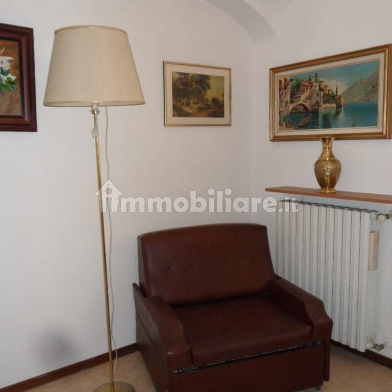 Bilocale via Angelo Ottone 58, Centro, Borgosesia - Photo 1