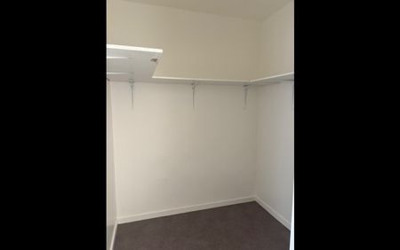 Location Appartement 4 pièces 79 m² La Châtre - Photo 2