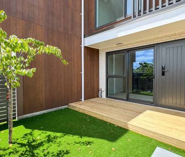 Brand new home! - Photo 4