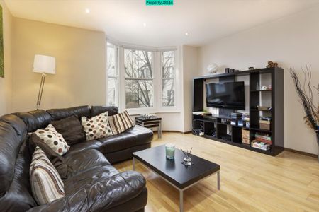 3 bedroom maisonette to rent - Photo 2