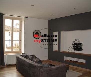 CHATILLON SUR CHALARONNE – A LOUER – T2 ENTIEREMENT MEUBLÉ - Photo 1