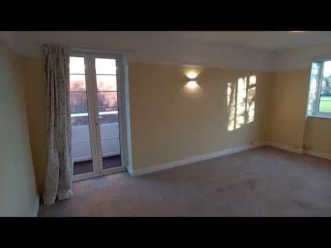 2 Bed Flat, Courtlands, TW10 - Photo 1