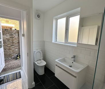 1 Bed Flat, Ilbert Street, W10 - Photo 3