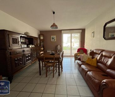 Location Appartement 3 pièces 54m² LOCHES 37600 - Photo 2
