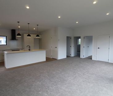 New Beginnings on Kowhai Crescent - Photo 3