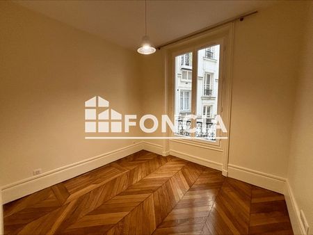 Appartement • Saint Victor - Photo 2