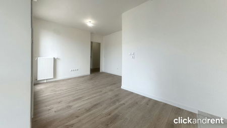 Appartement 3 pièces neuf avec balcon et 2 parkings – Villeneuve-le-Roi - Photo 2
