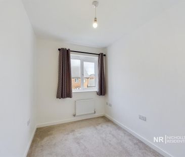 3 bedroom semi-detached house to rent - Photo 1