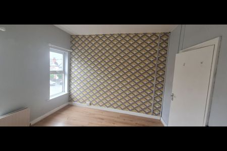 3 Bed Terraced House, Newman Road, B24 - Photo 2