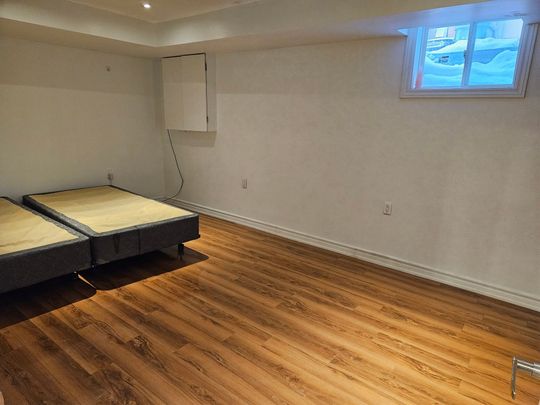 For Lease - 106 East Avenue Unit# Basement, Toronto, Ontario - Photo 1