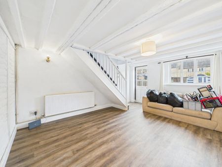 2 bedroom terraced house to rent - Photo 2