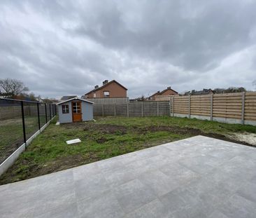 Goedgelegen en energiezuinige nieuwbouwwoning met terras en tuin - Photo 5