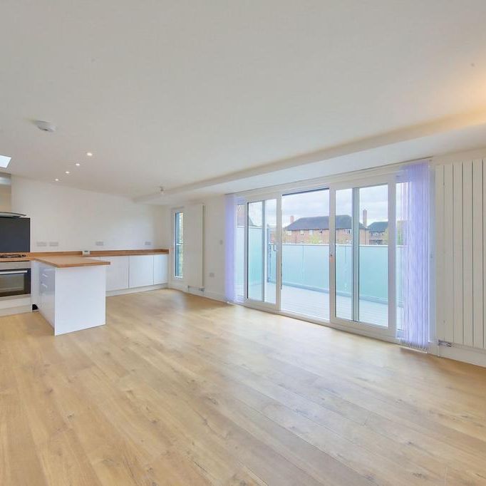 2 bedroom flat to rent - Photo 1