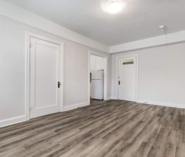 1 Bedroom - Photo 6