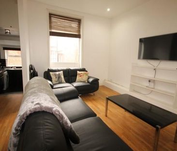 6 bedroom terraced house to rent - Photo 1