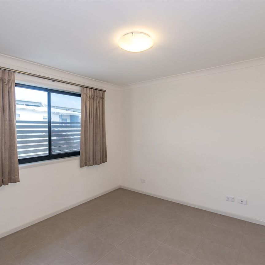 Contemporary Apartment - Available Now - Photo 1