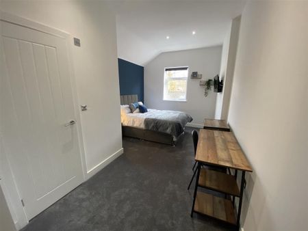 1 bedroom in a house share to rent - Photo 5