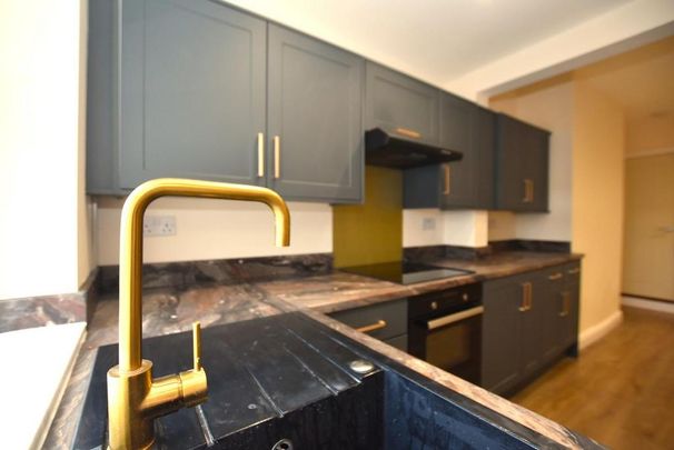 2 bedroom house to rent - Photo 1