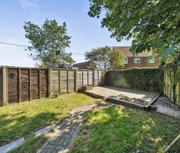 108, Pottingfield Road - Photo 2