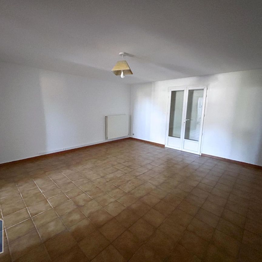 Location Appartement 3 pièces 74m² TERGNIER 02700 - Photo 1