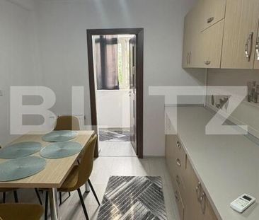 Apartament 2 camere, Etaj 3, Rovine - Fotografie 2