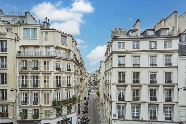 Location rue du Vieux Colombier, Paris 6ème - Photo 1