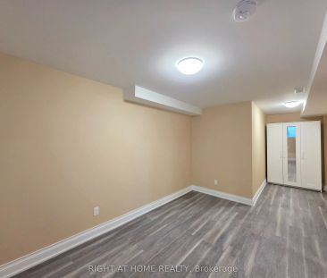 2210 Minsky Place #Lower - Photo 2