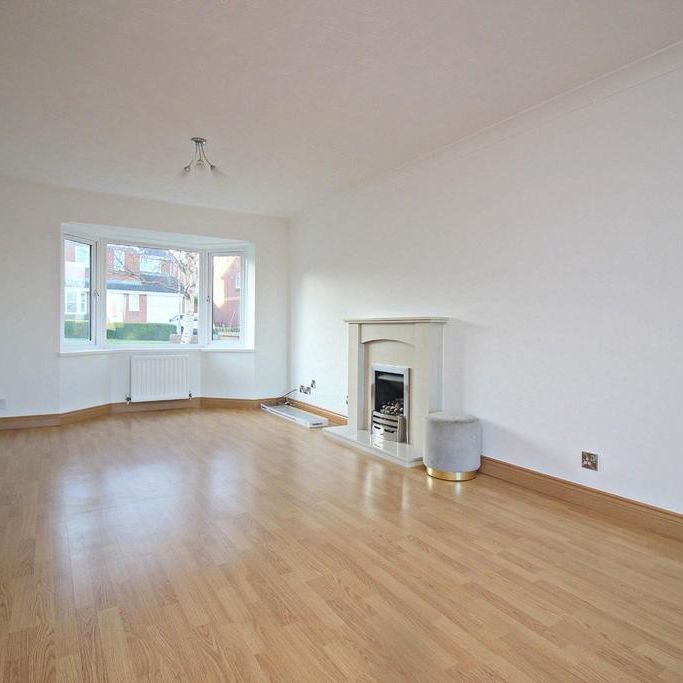 4 bedroom detached house to rent - Photo 1