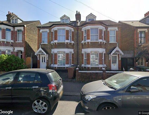 Room in a Shared House, Davenport Road, SE6 - Photo 1