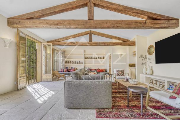 Saint-Paul-de-Vence - Villa provençale avec vue collines et mer - 5 chambres - Photo 1