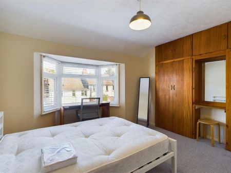 3 bedroom terraced house to rent - Photo 4