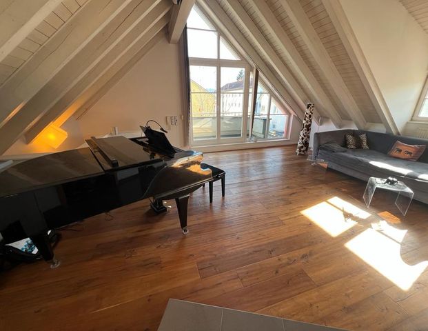 Exklusives Reihen-Eckhaus in Enzisweiler nahe Lindenhofpark - Foto 1