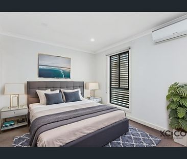 Contemporary Living With All The Comforts! - Photo 6