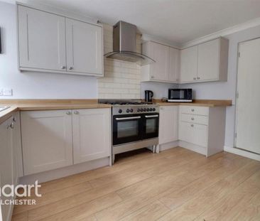 1 bedroom in a house share to rent - Photo 4