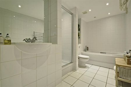 1 Bedroom Flat/Apartment to rent - Photo 5