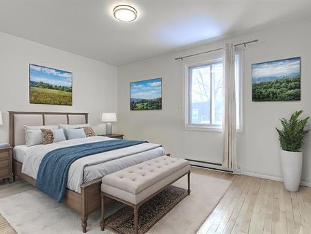 2447 Av. West Hill - Photo 4