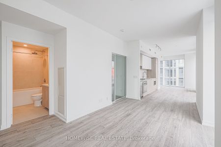 For Lease - 2020 Bathurst Street Unit# 709, Toronto, Ontario - Photo 3