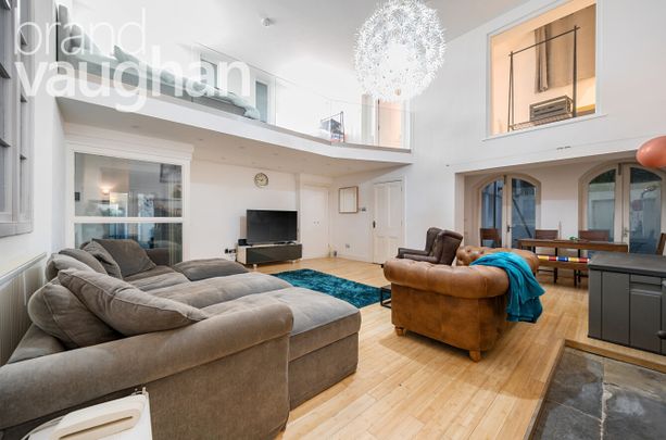 3 bedroom apartment to rent - Photo 1